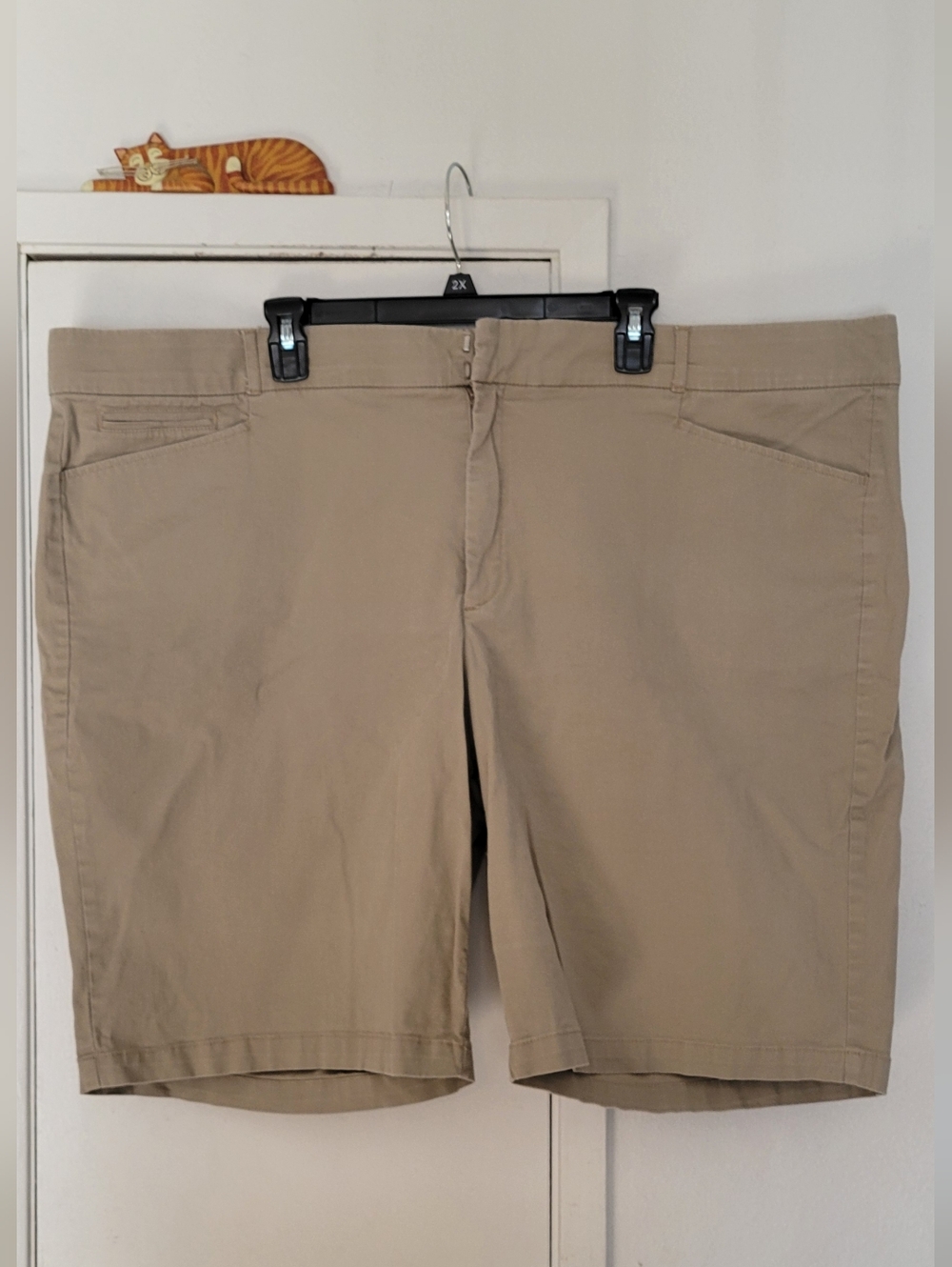 Women's Khaki Stretch Chino Shorts - Classic Casual Size 24W